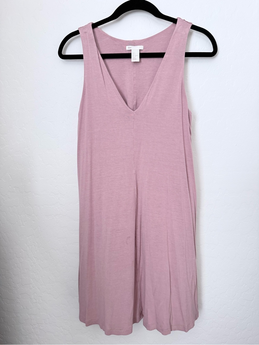 H&M Dusty Pink Sleeveless V-Neck dress